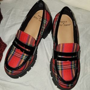 Betsey Johnson Creeper Heel